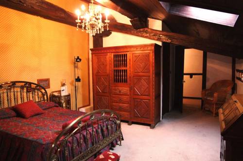 Imagen de la habitación del Hotel Hoster&iacute;a De Quijas. Foto 2