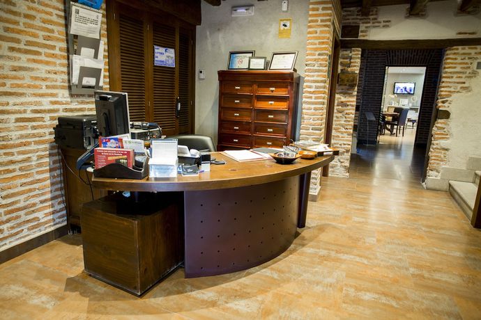 Imagen de los interiores del Hotel Hostería Del Mudéjar Ávila. Foto 15
