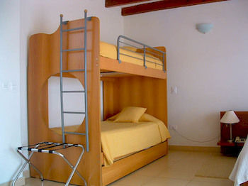Imagen de la habitación del Hotel Hoster&iacute;a Del Parque. Foto 6