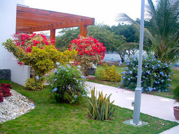 Imagen de los exteriores del Hotel Hoster&iacute;a Del Parque. Foto 15