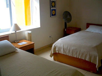 Imagen de la habitación del Hotel Hoster&iacute;a Del Parque. Foto 11