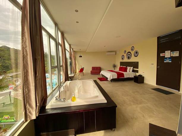 Imagen de la habitación del Hotel Hoster&iacute;a Ecopark. Foto 15