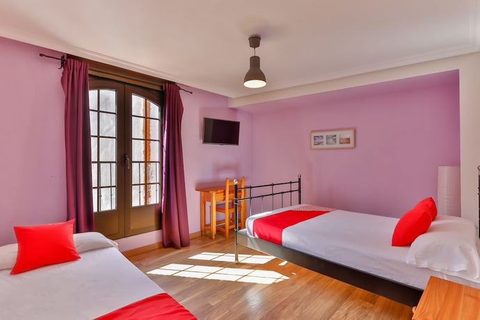 Imagen del bar/restaurante del Hotel Hostería El Bodegón De Gredos. Foto 2