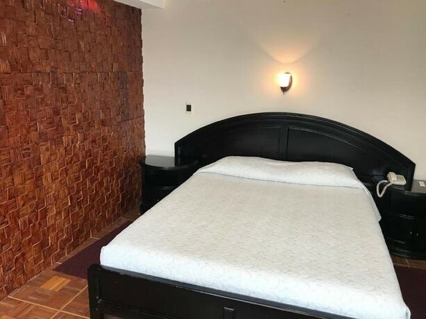 Imagen general del Hotel Hoster&iacute;a El Prado. Foto 2