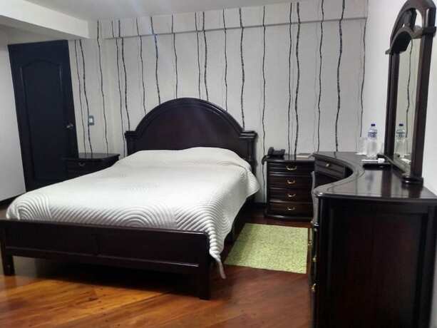 Imagen de la habitación del Hotel Hoster&iacute;a El Prado. Foto 11