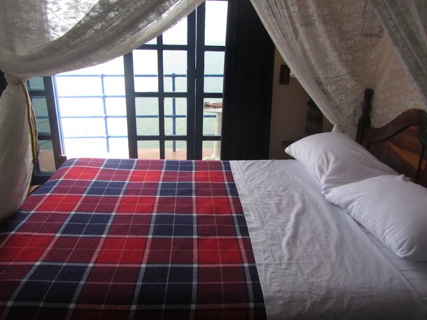 Imagen de la habitación del Hotel Hoster&iacute;a Farall&oacute;n Dillon. Foto 2