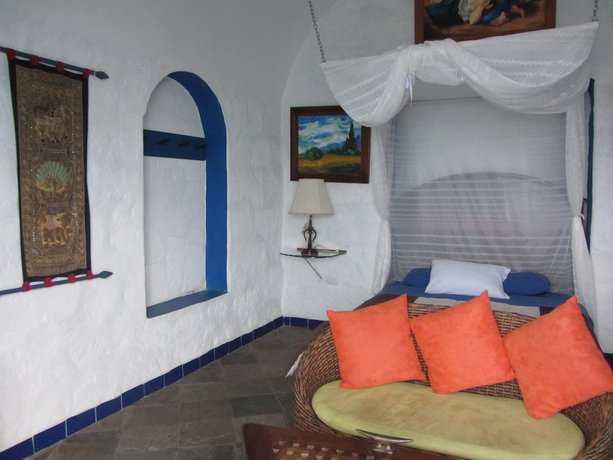 Imagen de la habitación del Hotel Hoster&iacute;a Farall&oacute;n Dillon. Foto 6