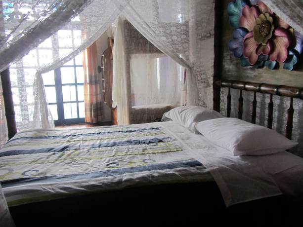 Imagen de la habitación del Hotel Hoster&iacute;a Farall&oacute;n Dillon. Foto 16