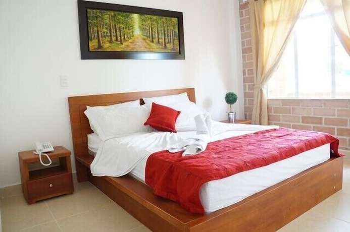 Imagen de la habitación del Hotel Hoster&iacute;a Fundadores. Foto 10