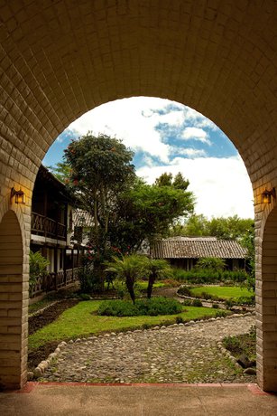 Imagen de los exteriores del Hotel Hoster&iacute;a Hacienda Pueblo Viejo. Foto 14