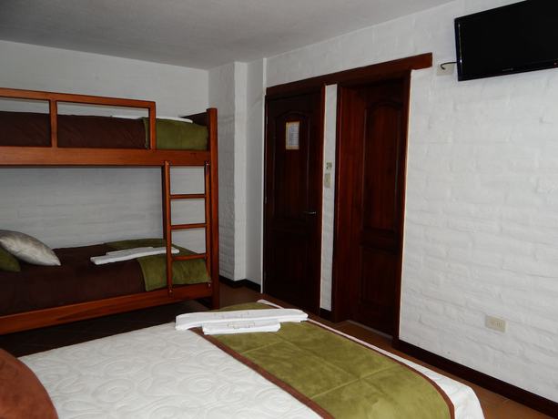 Imagen de la habitación del Hotel Hoster&iacute;a Imperio Real. Foto 7