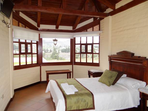 Imagen de la habitación del Hotel Hoster&iacute;a Imperio Real. Foto 8