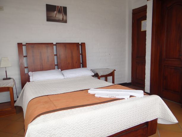 Imagen de la habitación del Hotel Hoster&iacute;a Imperio Real. Foto 11