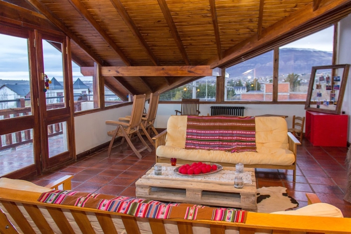 Imagen de los interiores del Hotel Hoster&iacute;a Koi Aiken. Foto 16