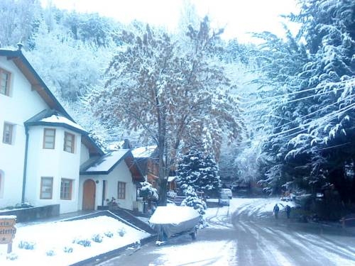 Imagen general del Hotel Hostería La Raclette. Foto 8