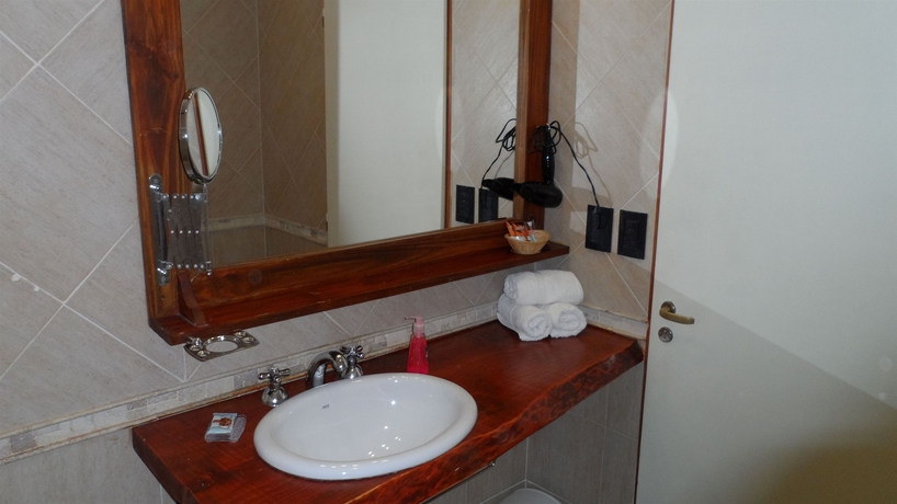 Imagen de la habitación del Hotel Hoster&iacute;a Lupama. Foto 6