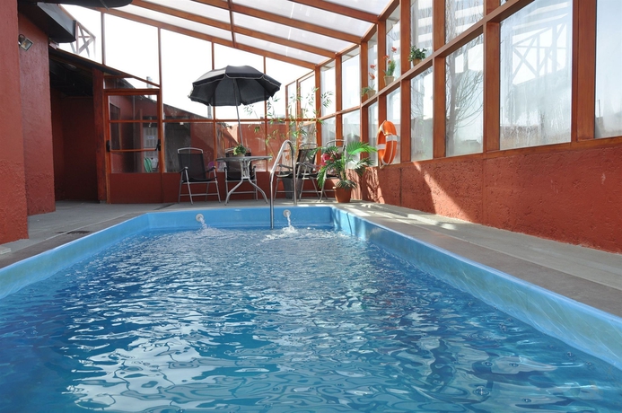 Imagen de la piscina del Hotel Hoster&iacute;a Lupama. Foto 15