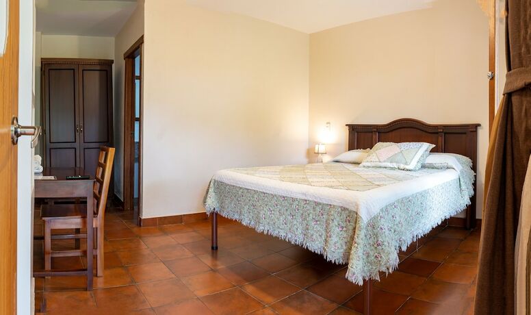 Imagen general del Hotel Hoster&iacute;a Para&iacute;so. Foto 5