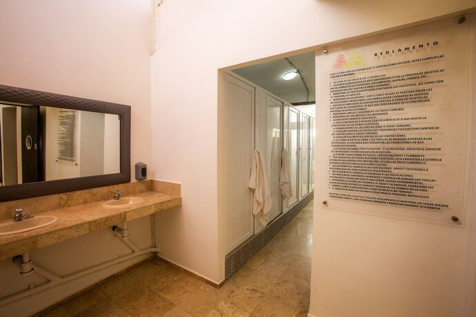 Imagen de la habitación del Hotel Hoster&iacute;a Poza Rica. Foto 5