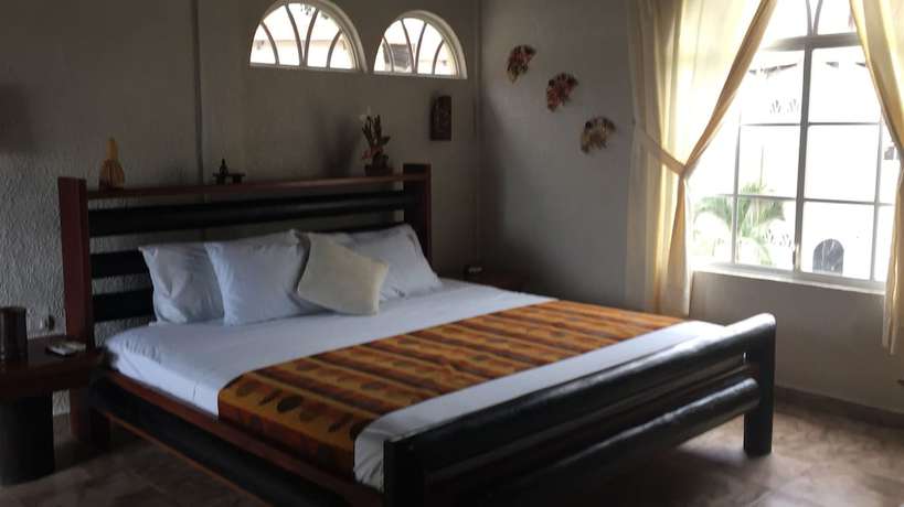 Imagen de la habitación del Hotel Hoster&iacute;a Puerto Gaviota. Foto 15