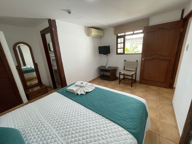 Imagen de la habitación del Hotel Hoster&iacute;a Punta Blanca. Foto 15