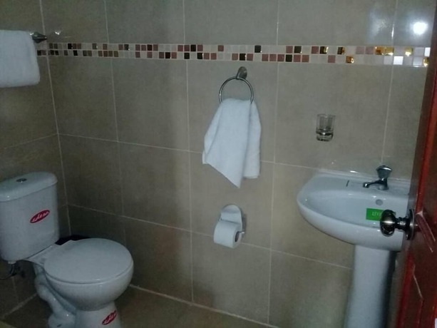 Imagen de la habitación del Hotel Hoster&iacute;a Pura Vida. Foto 4