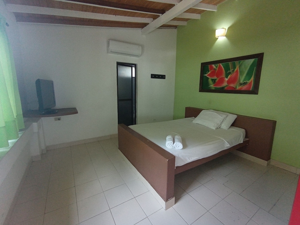 Imagen de la habitación del Hotel Hoster&iacute;a R&iacute;o Escondido. Foto 12