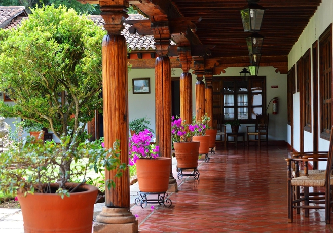 Imagen de los exteriores del Hotel Hoster&iacute;a San Felipe. Foto 10