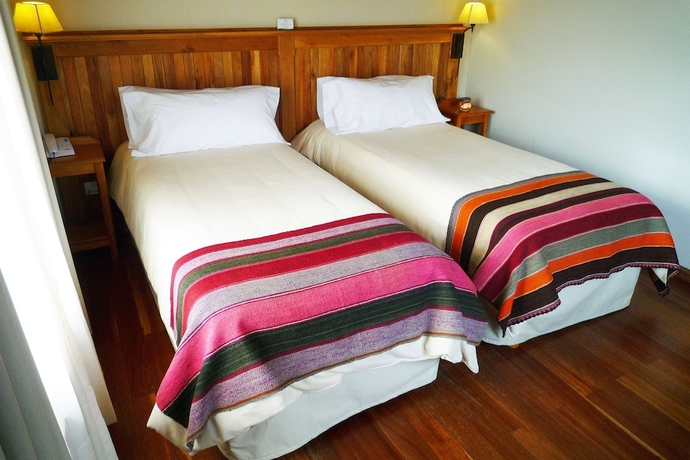 Imagen de la habitación del Hotel Hoster&iacute;a Senderos. Foto 4