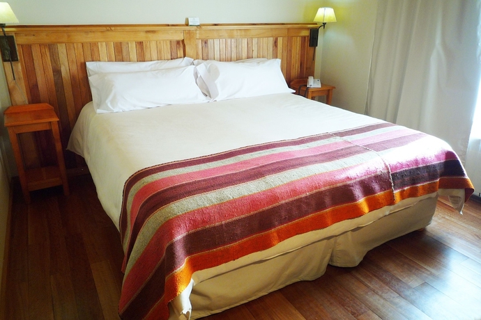 Imagen de la habitación del Hotel Hoster&iacute;a Senderos. Foto 5