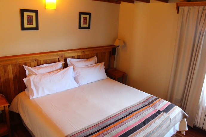 Imagen de la habitación del Hotel Hoster&iacute;a Senderos. Foto 10