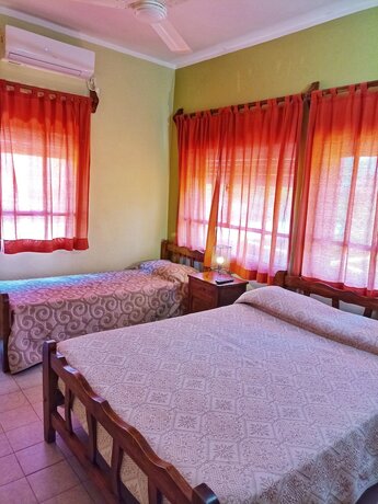 Imagen de la habitación del Hotel Hoster&iacute;a Valle Azul. Foto 16