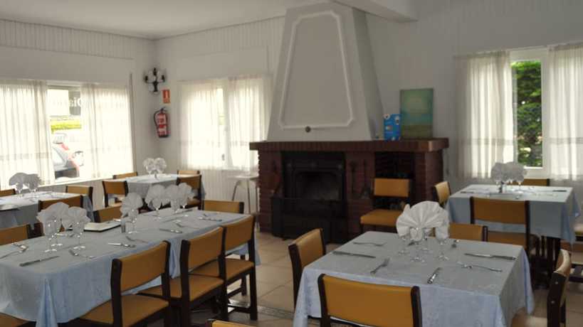 Imagen del bar/restaurante del Hotel Hoster&iacute;a de Somo. Foto 3