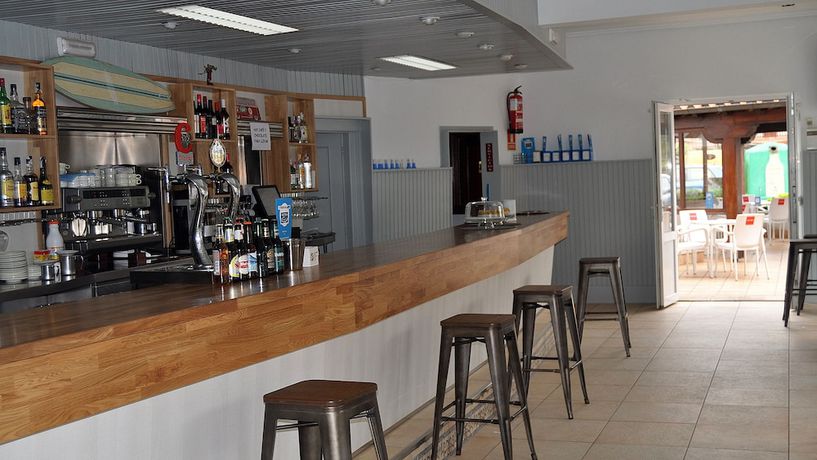 Imagen del bar/restaurante del Hotel Hoster&iacute;a de Somo. Foto 6