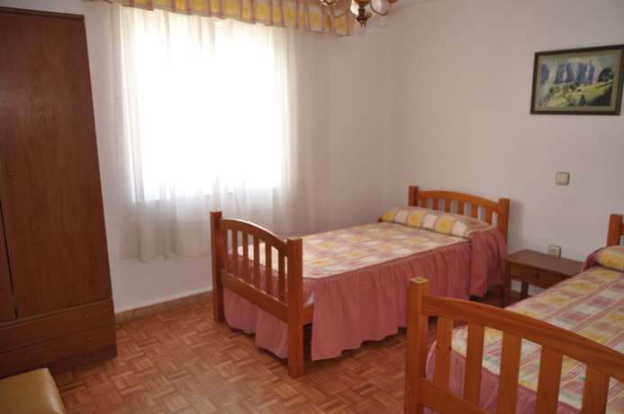 Imagen de la habitación del Hotel Hoster&iacute;a de Somo. Foto 12