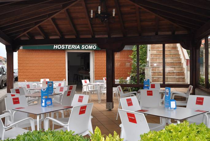 Imagen del bar/restaurante del Hotel Hoster&iacute;a de Somo. Foto 7