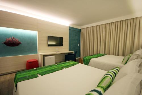 Imagen de la habitación del Hotel Hot Beach Resort. Foto 7