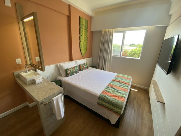 Imagen general del Hotel Hot Beach Suites. Foto 8