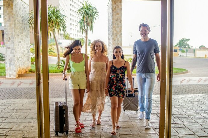 Imagen general del Hotel Hot Beach Suites. Foto 12