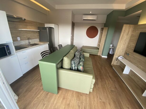 Imagen de la habitación del Hotel Hot Beach Suites. Foto 15