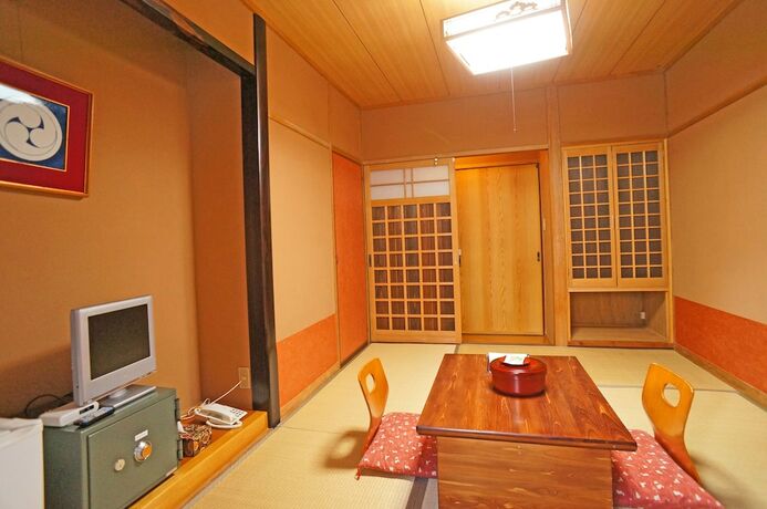 Imagen de la habitación del Hotel Hot Spring Inn Banya. Foto 17