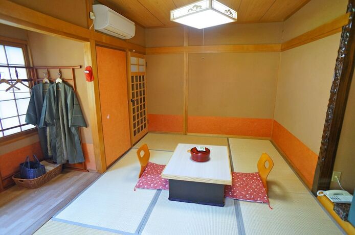 Imagen de la habitación del Hotel Hot Spring Inn Banya. Foto 22