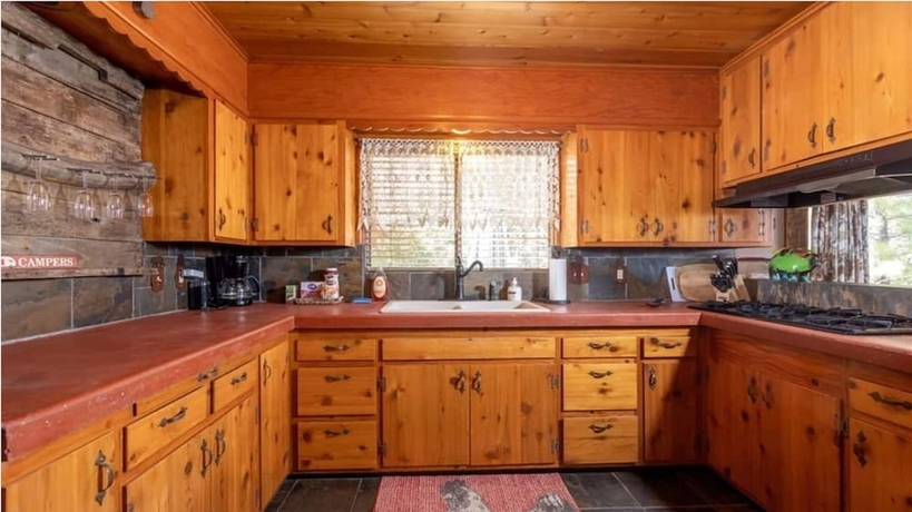 Imagen de la habitación del Hotel Hot Tub Near Lake Kellys Kottage. Foto 10