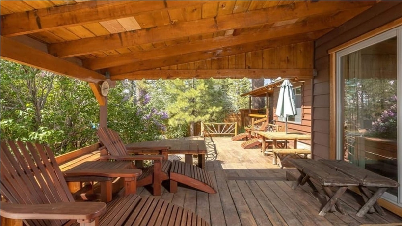 Imagen de la habitación del Hotel Hot Tub Near Lake Kellys Kottage. Foto 14