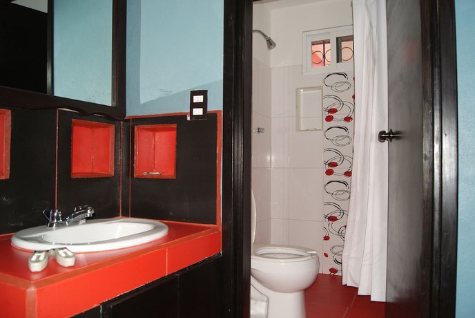 Imagen de la habitación del Hotel HoteL cAsaiA. Foto 4
