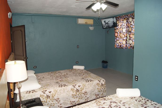 Imagen de la habitación del Hotel HoteL cAsaiA. Foto 15