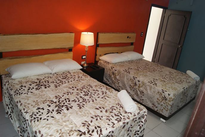 Imagen de la habitación del Hotel HoteL cAsaiA. Foto 17