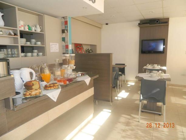 Imagen de los interiores del Hotel Hotel Adriatico. Foto 8