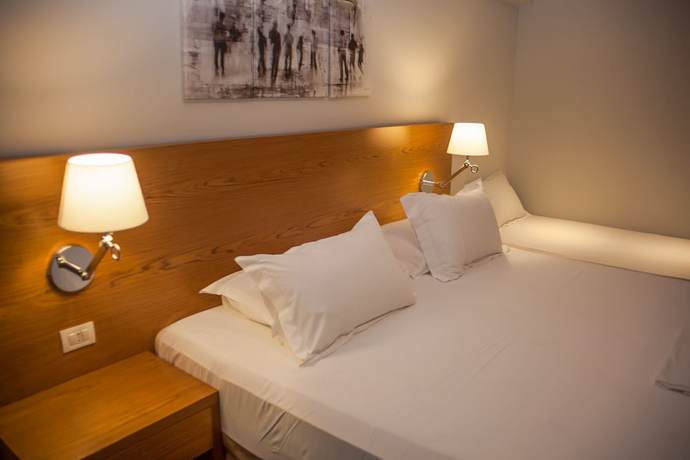 Imagen de la habitación del Hotel Hotel Agimi. Foto 8