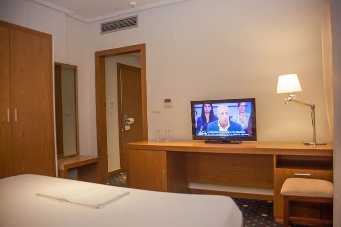 Imagen de la habitación del Hotel Hotel Agimi. Foto 11